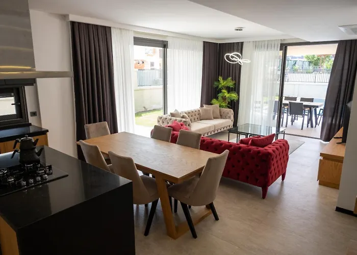 Vila Merkez 4 Odalarbanyolu Çeşme