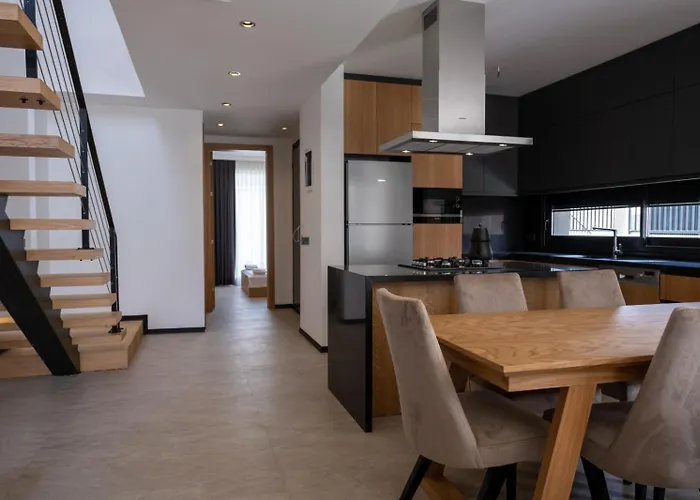 Merkez 4 Odalarbanyolu Vila