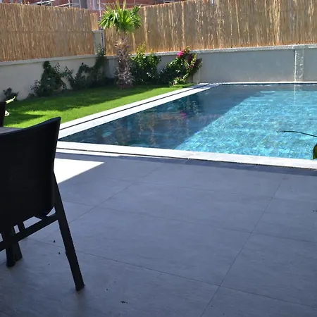 Villa Merkez 4 Odalarbanyolu Cesme