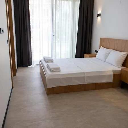 Merkez 4 Odalarbanyolu Villa Cesme